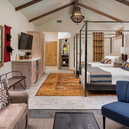 Hotel Camp Lucy à Dripping Springs Extérieur photo