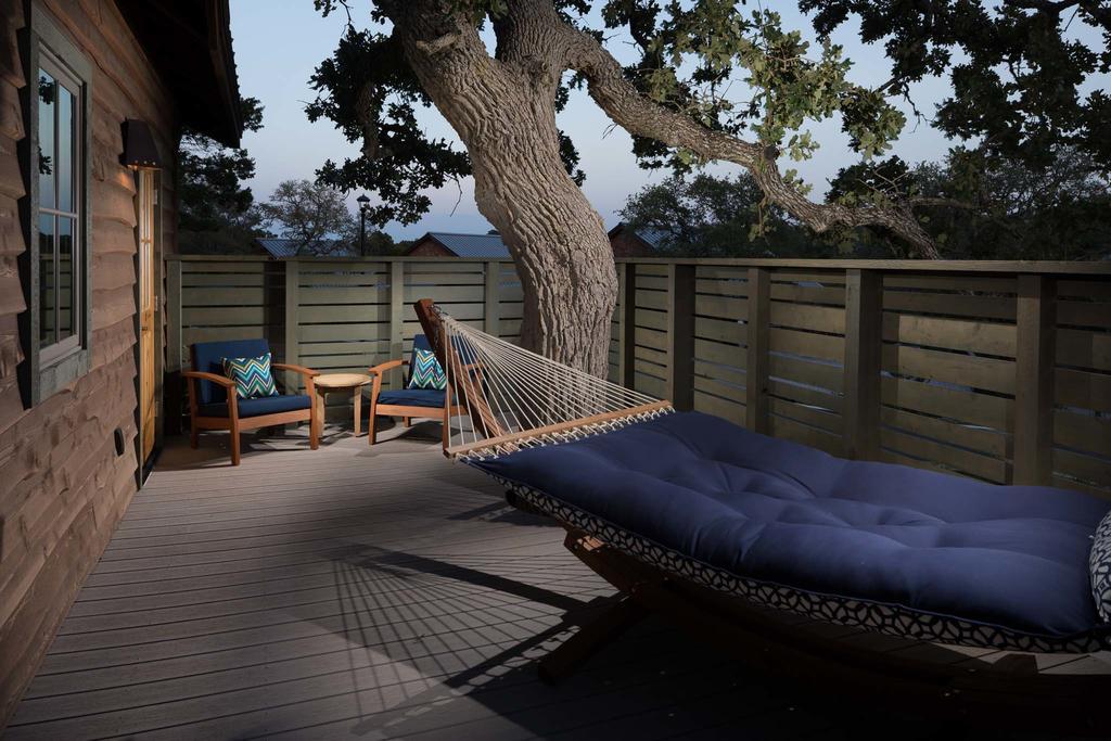 Hotel Camp Lucy à Dripping Springs Extérieur photo