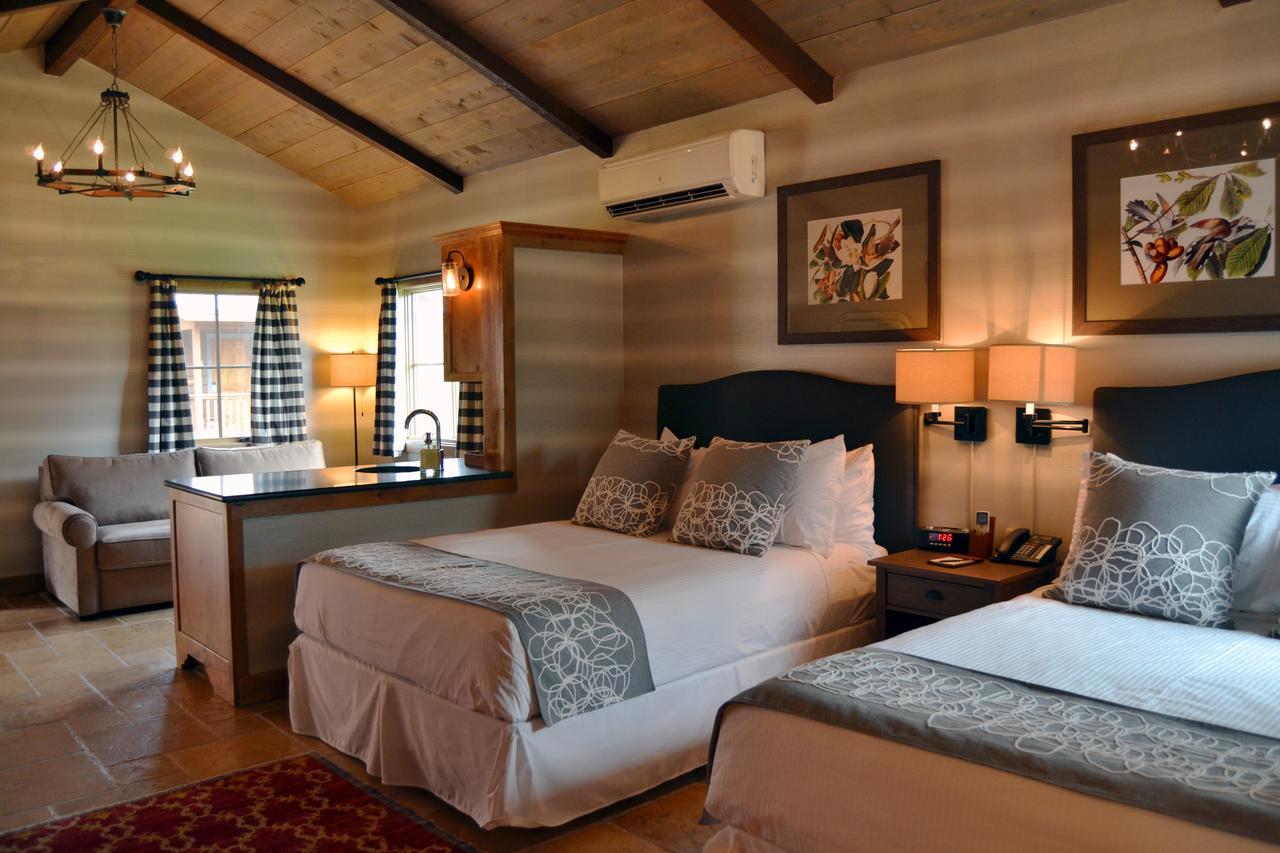 Hotel Camp Lucy à Dripping Springs Extérieur photo