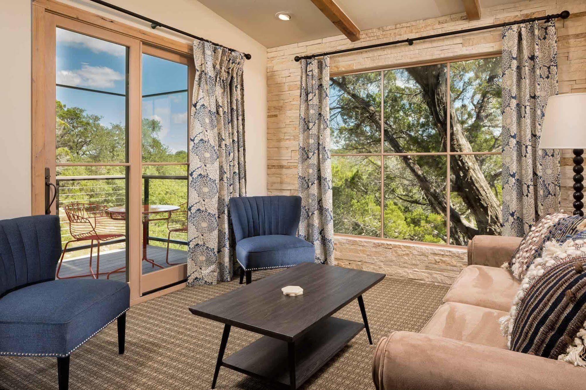 Hotel Camp Lucy à Dripping Springs Extérieur photo