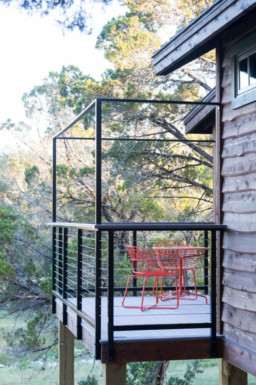 Hotel Camp Lucy à Dripping Springs Extérieur photo
